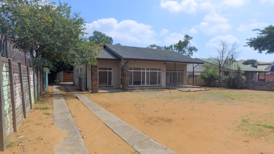Commercial Property for Sale in Bodorp North West